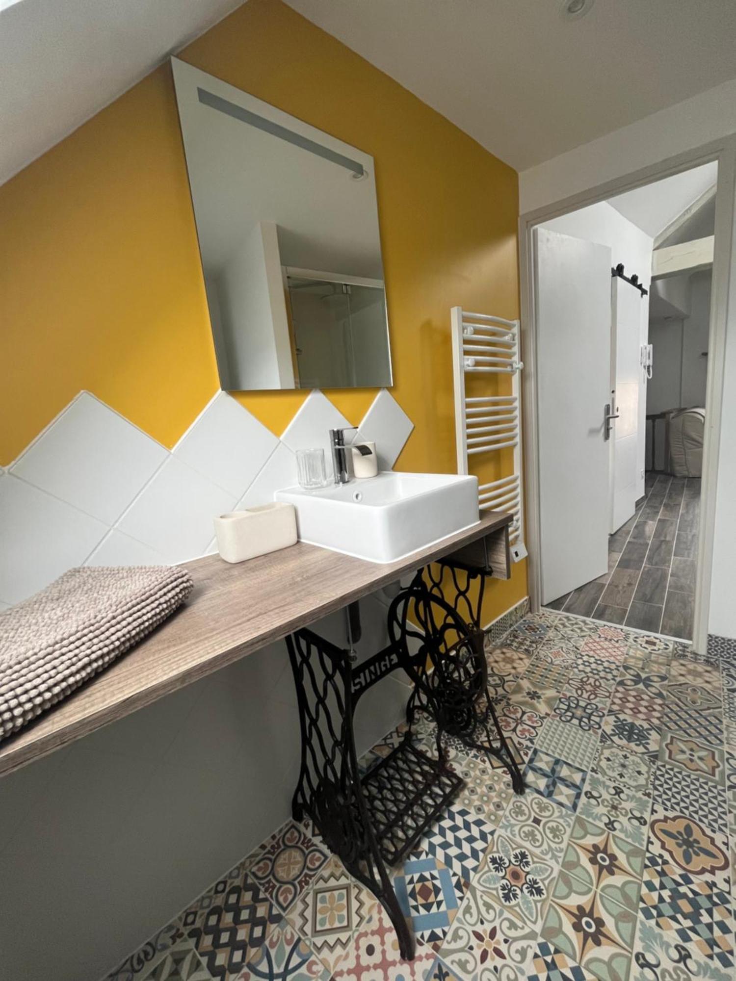 Sejour De Charme Au Boheme Apartman Amboise Kültér fotó
